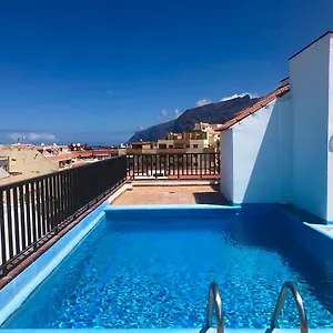 Angeles 3 Bed With Pool , Puerto de Santiago (Tenerife) España
